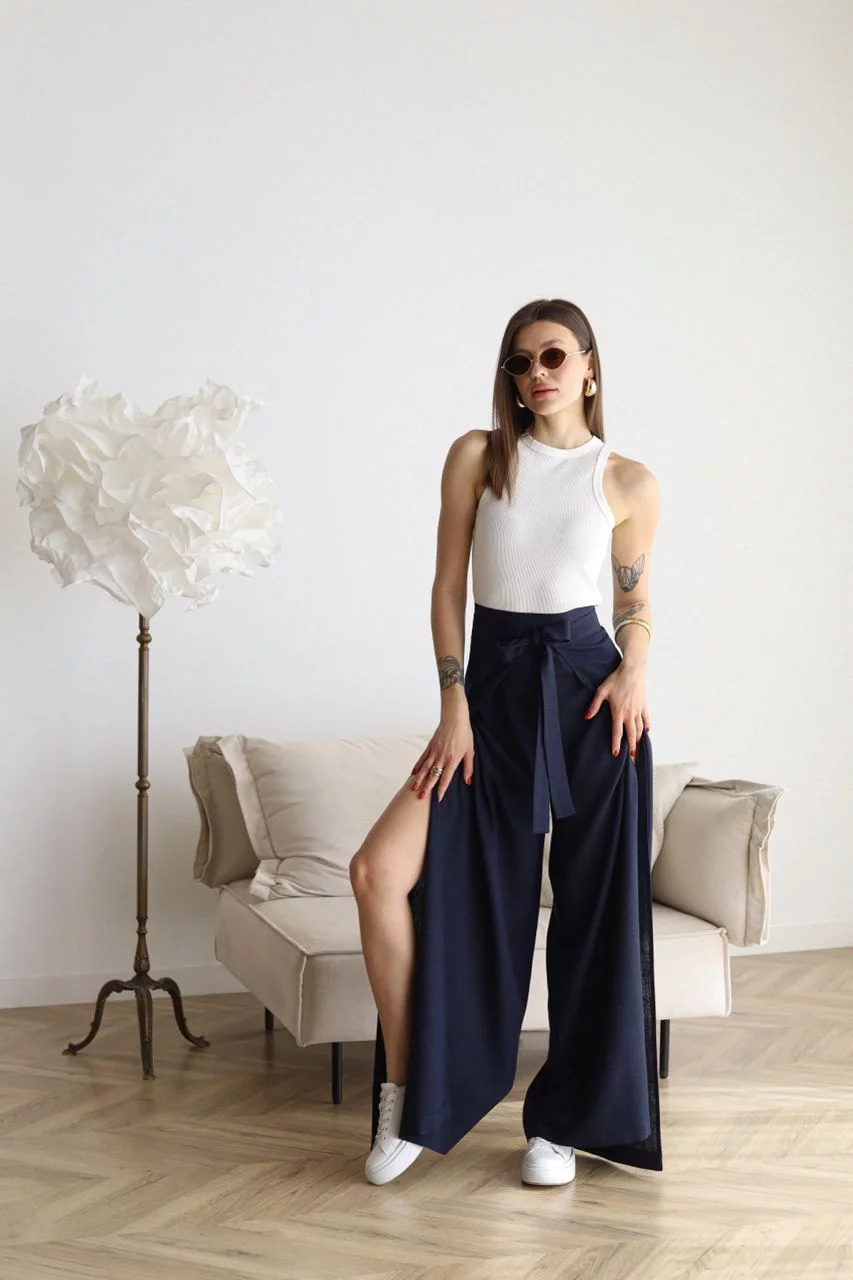 Theris™ | Flow Into Every Occasion