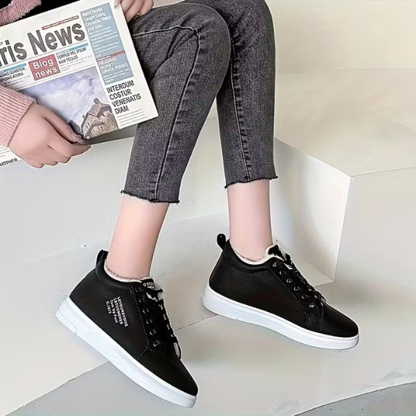 Arlena – Winter Lace-Up Sneakers with Fleece Lining