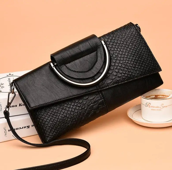 Kiara | Women’s Sophisticated Statement Handbag for Everyday Elegance