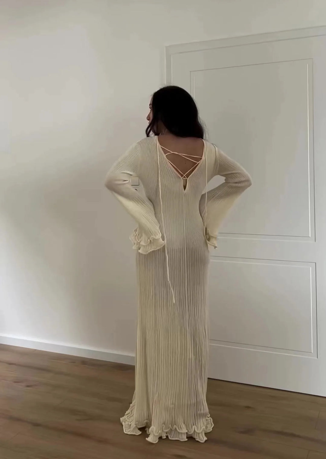 Long Sleeve Pleated Maxi Dress – Elegant Autumn Style