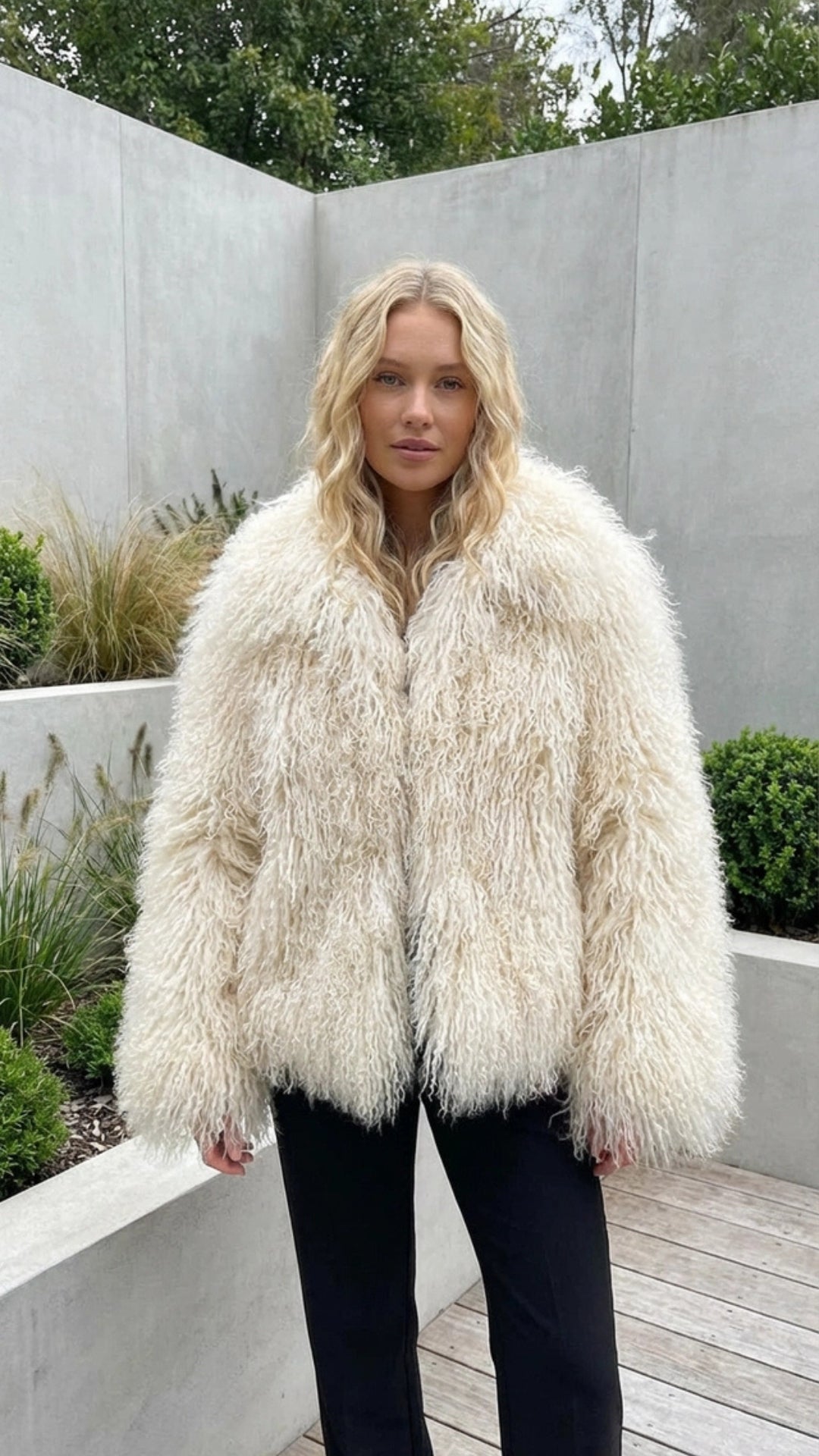 Women's Faux Fur Coat