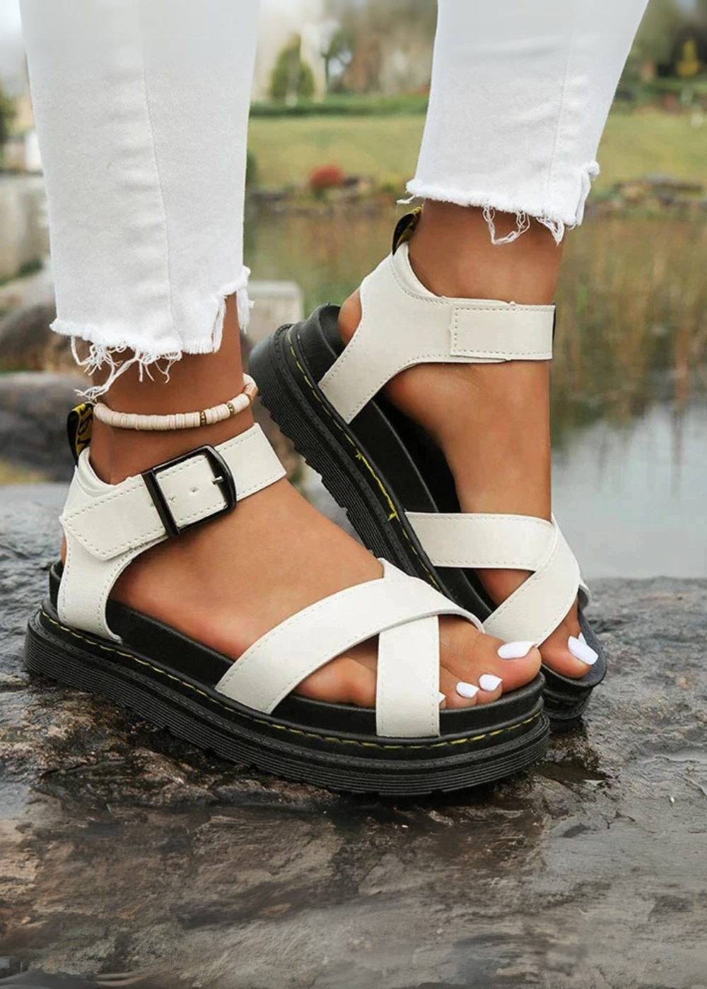 Lenna - Sporty, Stylish & Incredibly Comfortable!