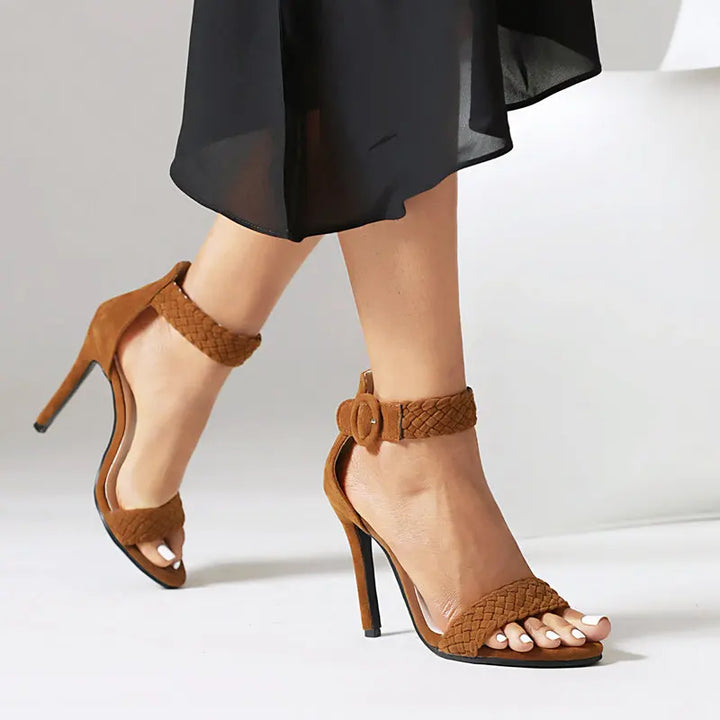 Yuna | Women's Flat Ankle Strap Sandals