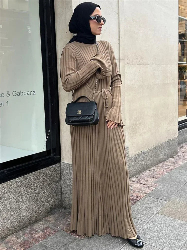 Knit Maxi Dress – Long Sleeve High Waist Elegant Style