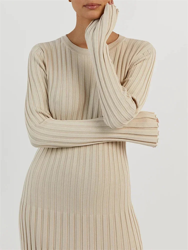 Knit Maxi Dress – Long Sleeve High Waist Elegant Style