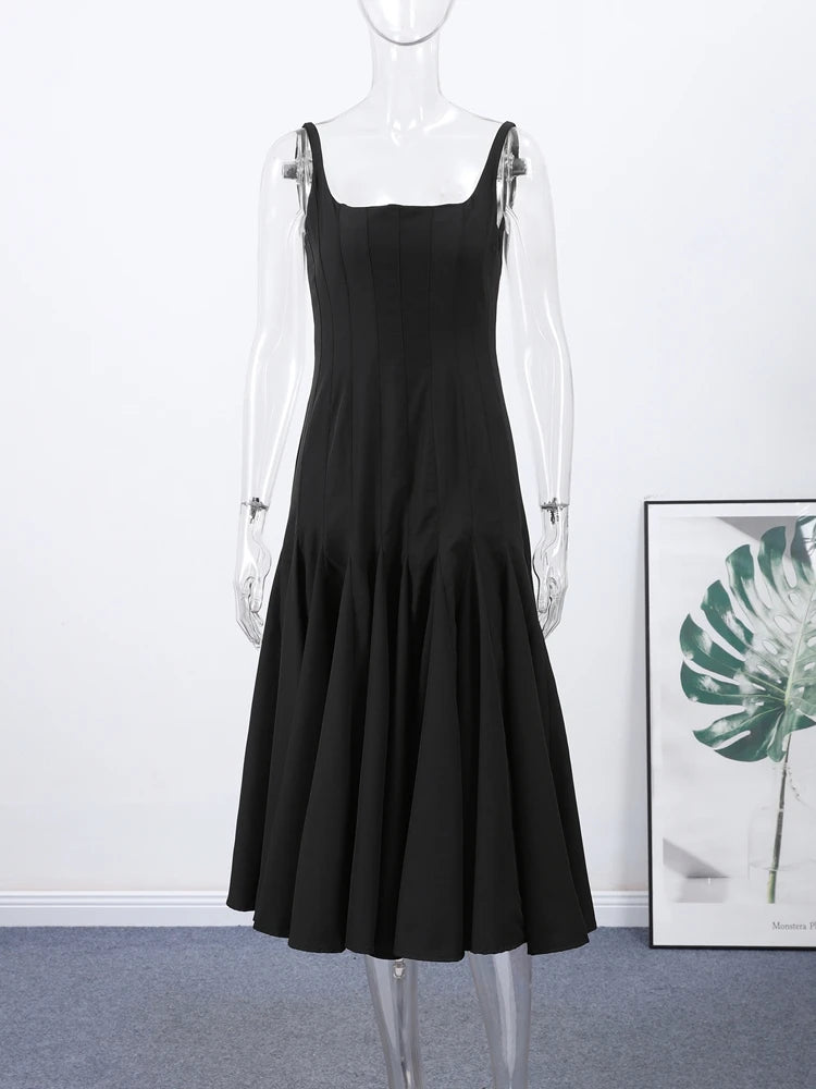 Slim Fit Backless Dress – Chic Summer Style
