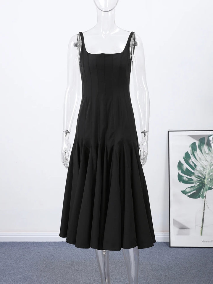 Slim Fit Backless Dress – Chic Summer Style
