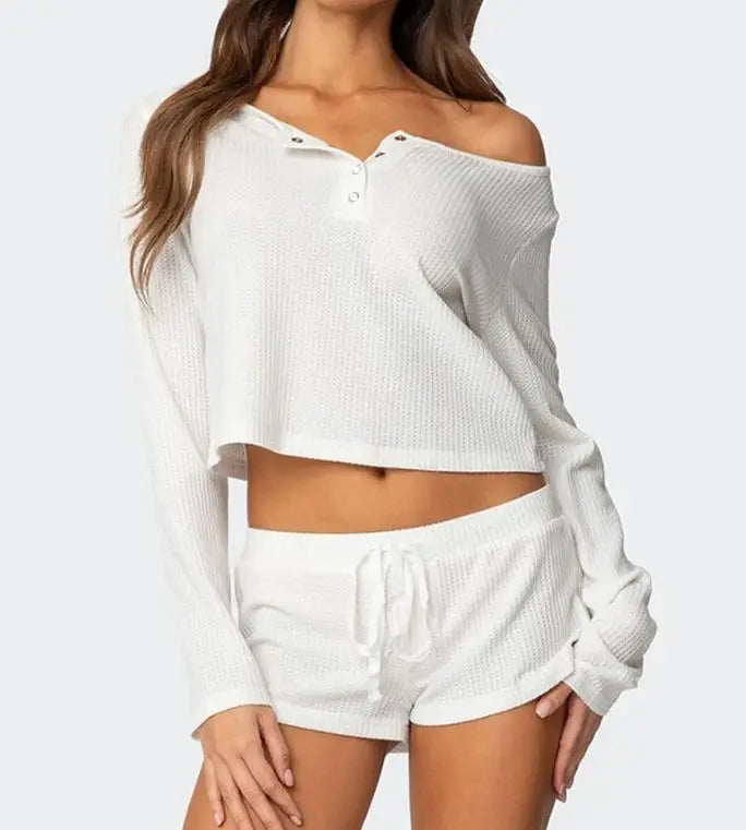 Kaia | Women's Pyjama Set – 2-Piece Lounge Set Long Sleeve Crop Top and Shorts