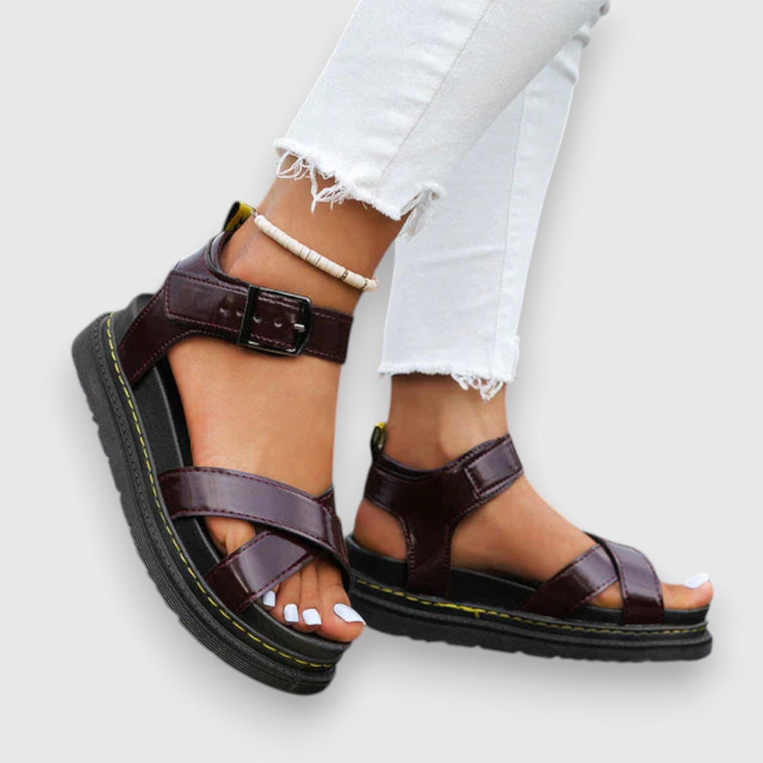 Nina – Sporty Sandals