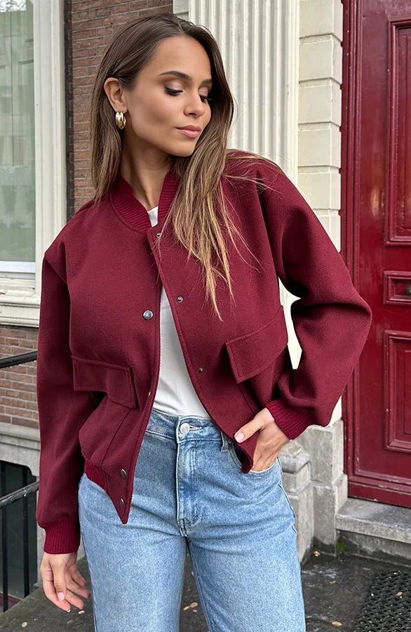 Isla All Day Bomber - can be combined with any outfit!