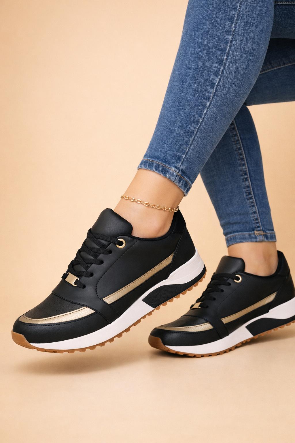 Izabella | Women’s Stylish Lace-Up Sneakers with Breathable All-Day Comfort