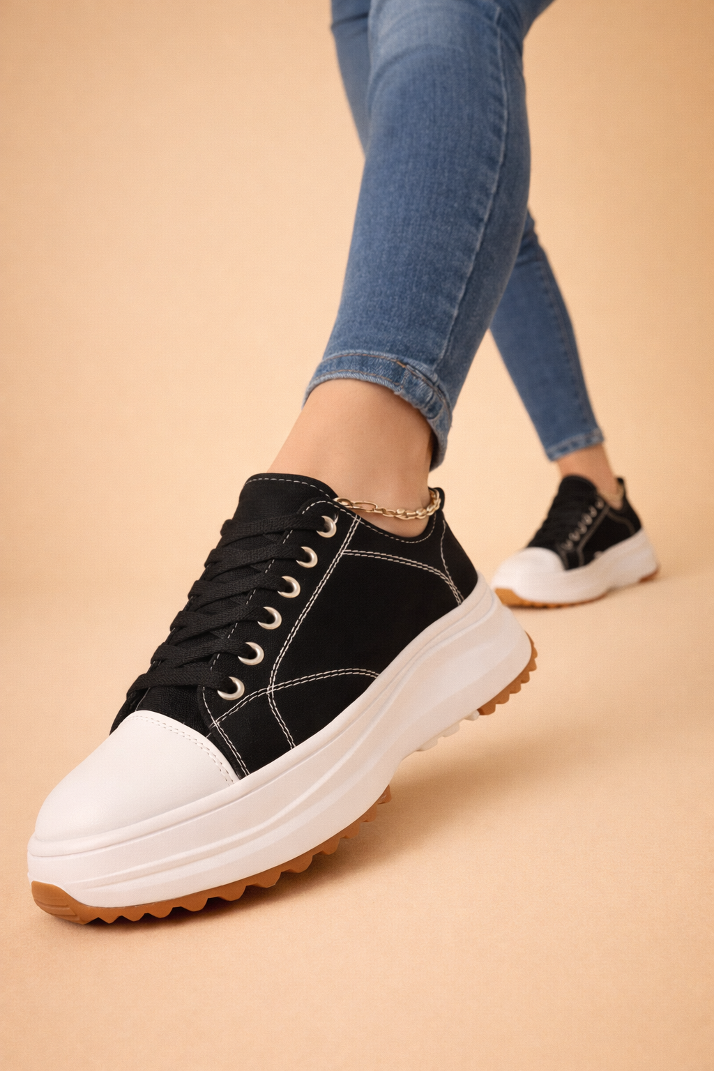 Laura | Women’s Trendy High-Top Sneakers with All-Day Comfort