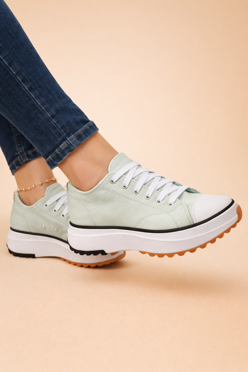 Laura | Women’s Trendy High-Top Sneakers with All-Day Comfort