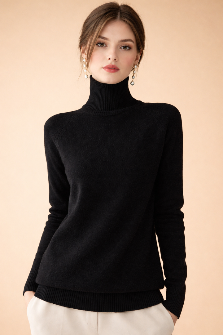 Karolina | Classic-cut turtleneck sweater